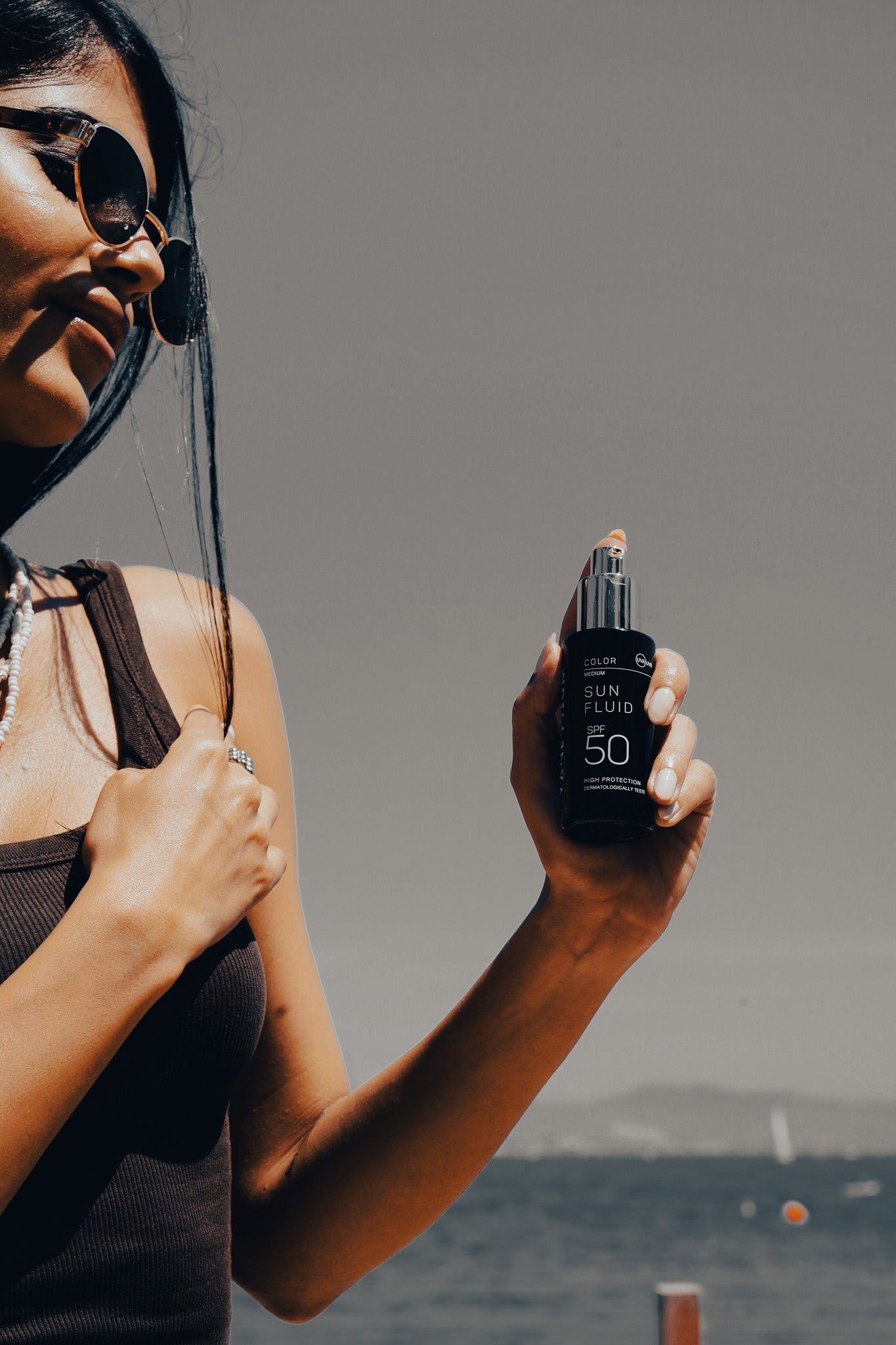 Sun Fluid SPF50 / Color